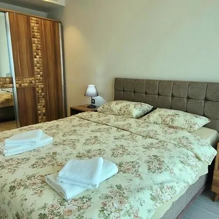 Luxurious And Cozy 1bedr. Ng Apartamento